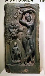 Königin Maya bringt den zukünftigen Buddha zur Welt